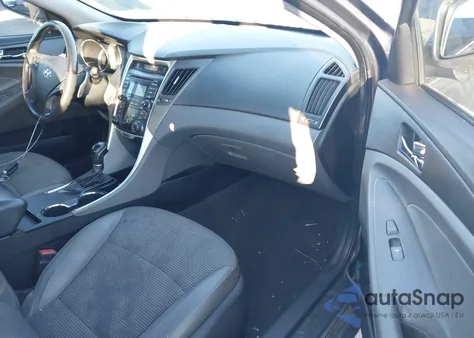 2012 Hyundai Sonata Se z USA, uszkodzony, nr VIN 5NPEC4AC2CH325530